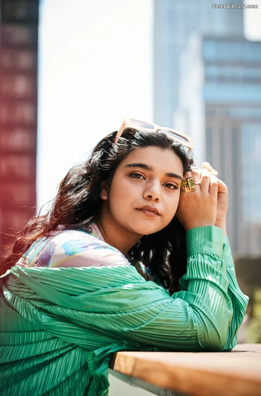 Iman Vellani photo 5 of 334