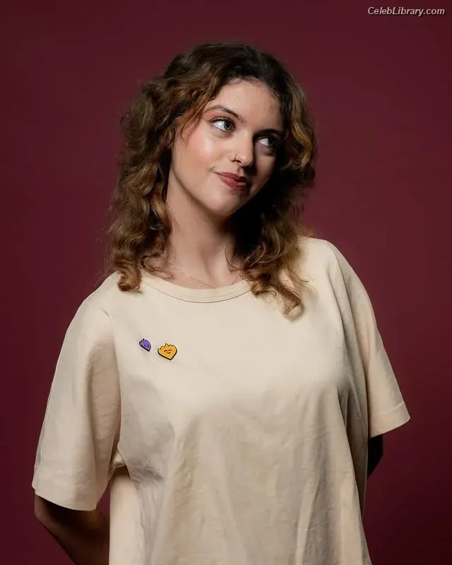 Imane Boudadi photo 10 of 68