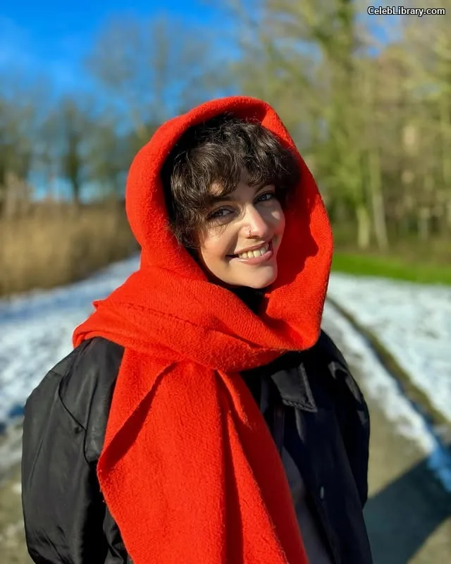 Imane Boudadi photo 5 of 69
