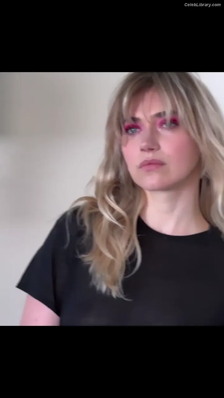 Imogen Poots photo 17 of 209