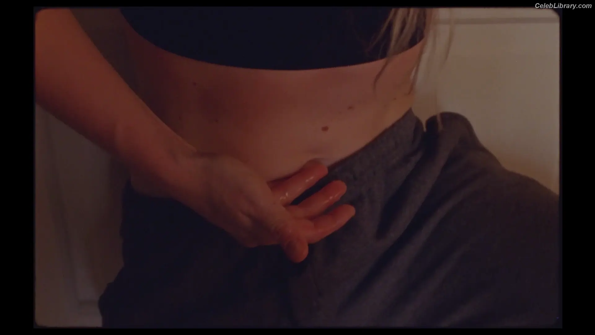Imogen Poots photo 1 of 209