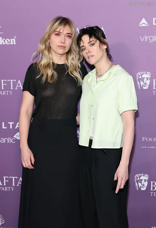 Imogen Poots photo 16 of 210