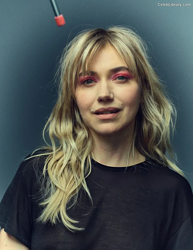 Imogen Poots photo 7 of 210
