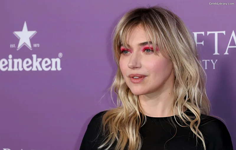 Imogen Poots photo 1 of 210