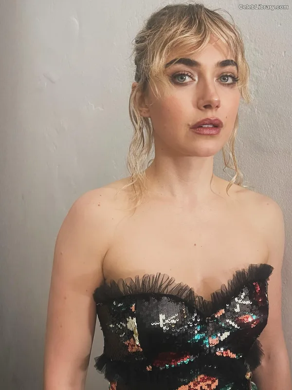 Imogen Poots photo 9 of 210