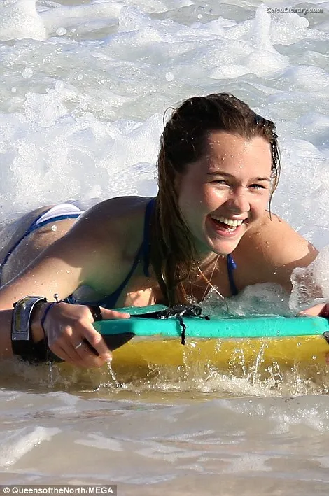 Imogen Waterhouse photo 14 of 249