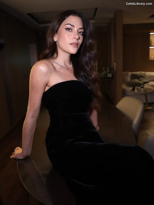 Inbar Lavi photo 16 of 87