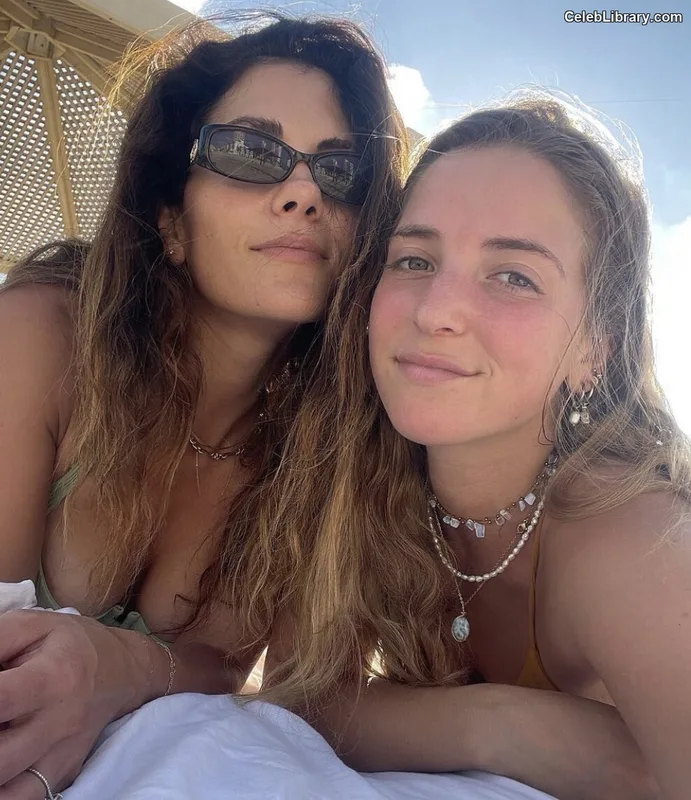 Inbar Lavi photo 4 of 87