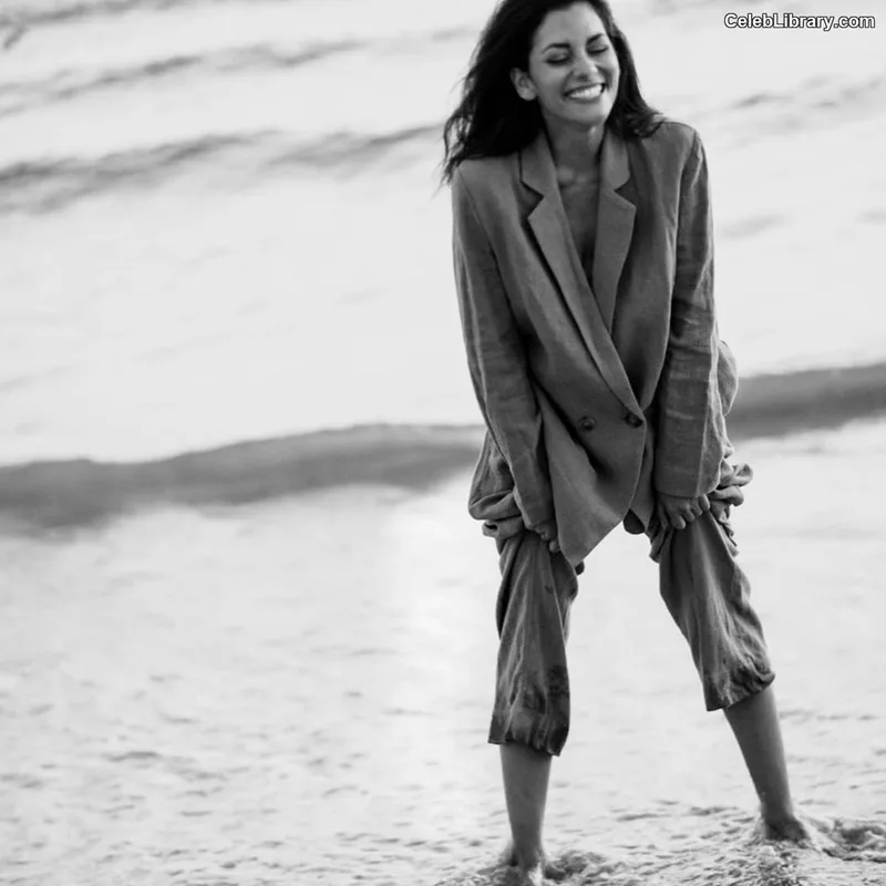 Inbar Lavi photo 4 of 87