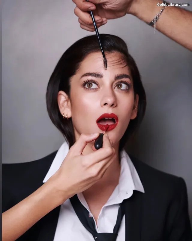 Inbar Lavi photo 24 of 87