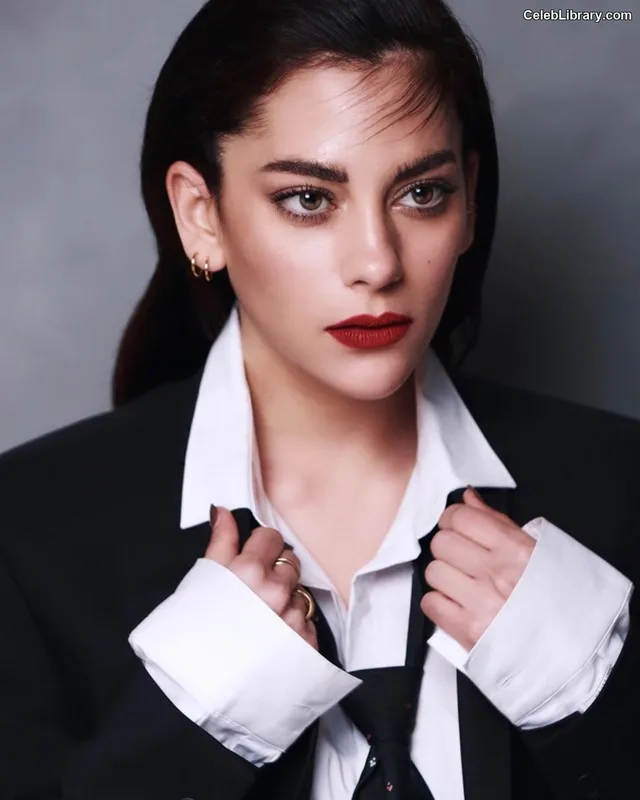 Inbar Lavi photo 4 of 87