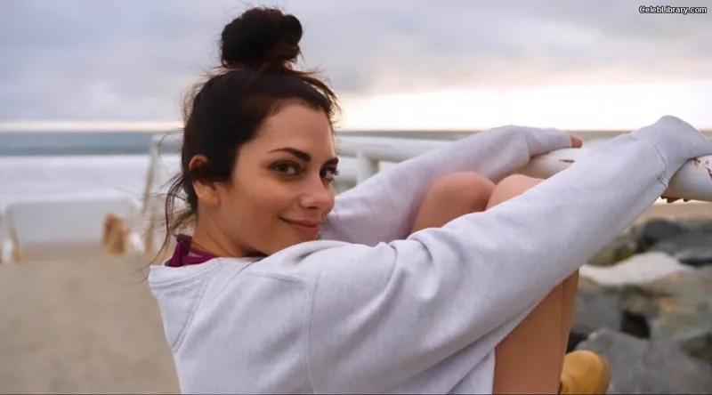 Inbar Lavi photo 10 of 87