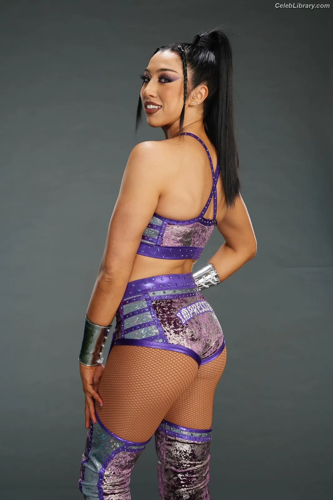 Indi Hartwell photo 22 of 885