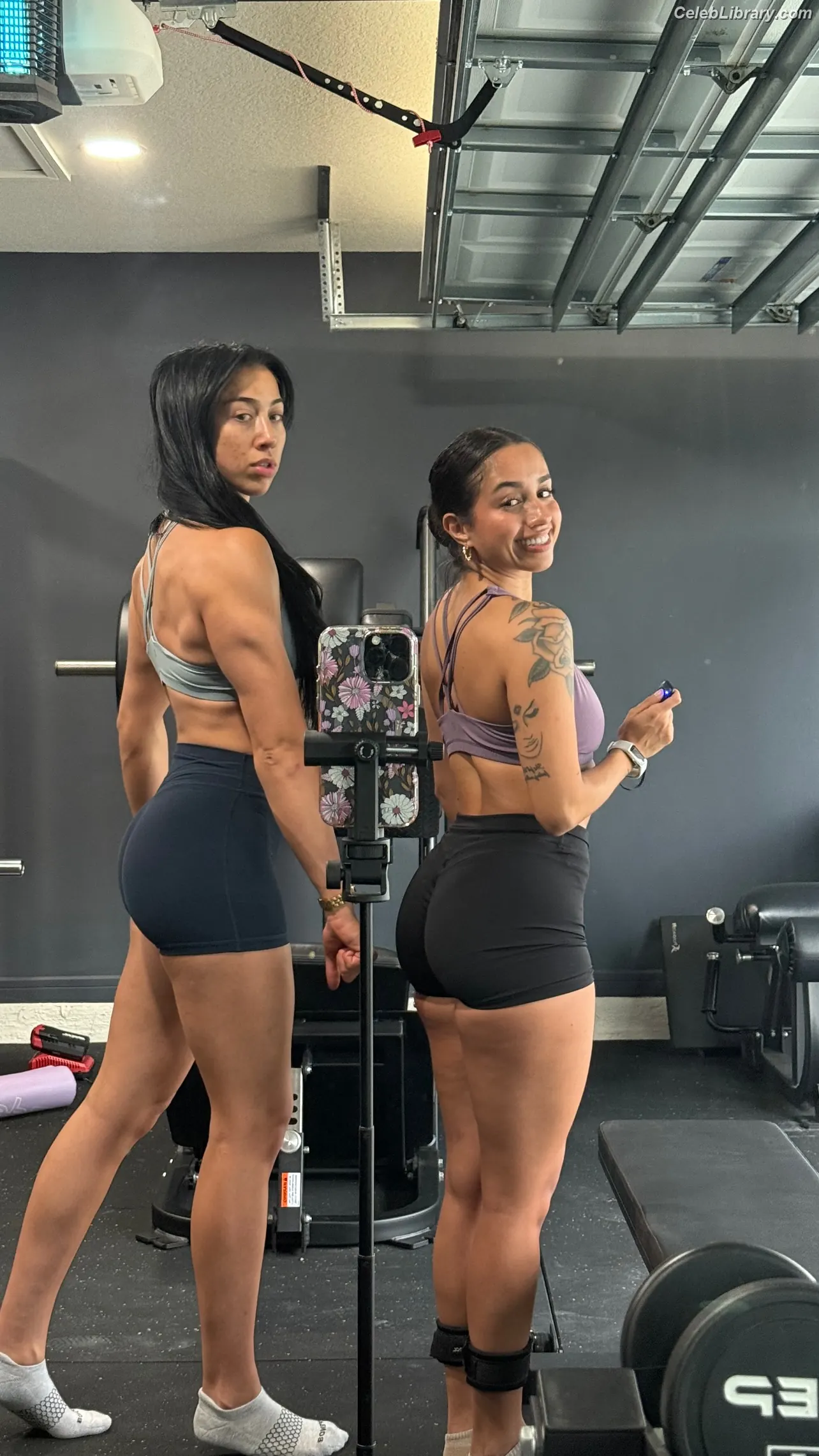 Indi Hartwell photo 10 of 885
