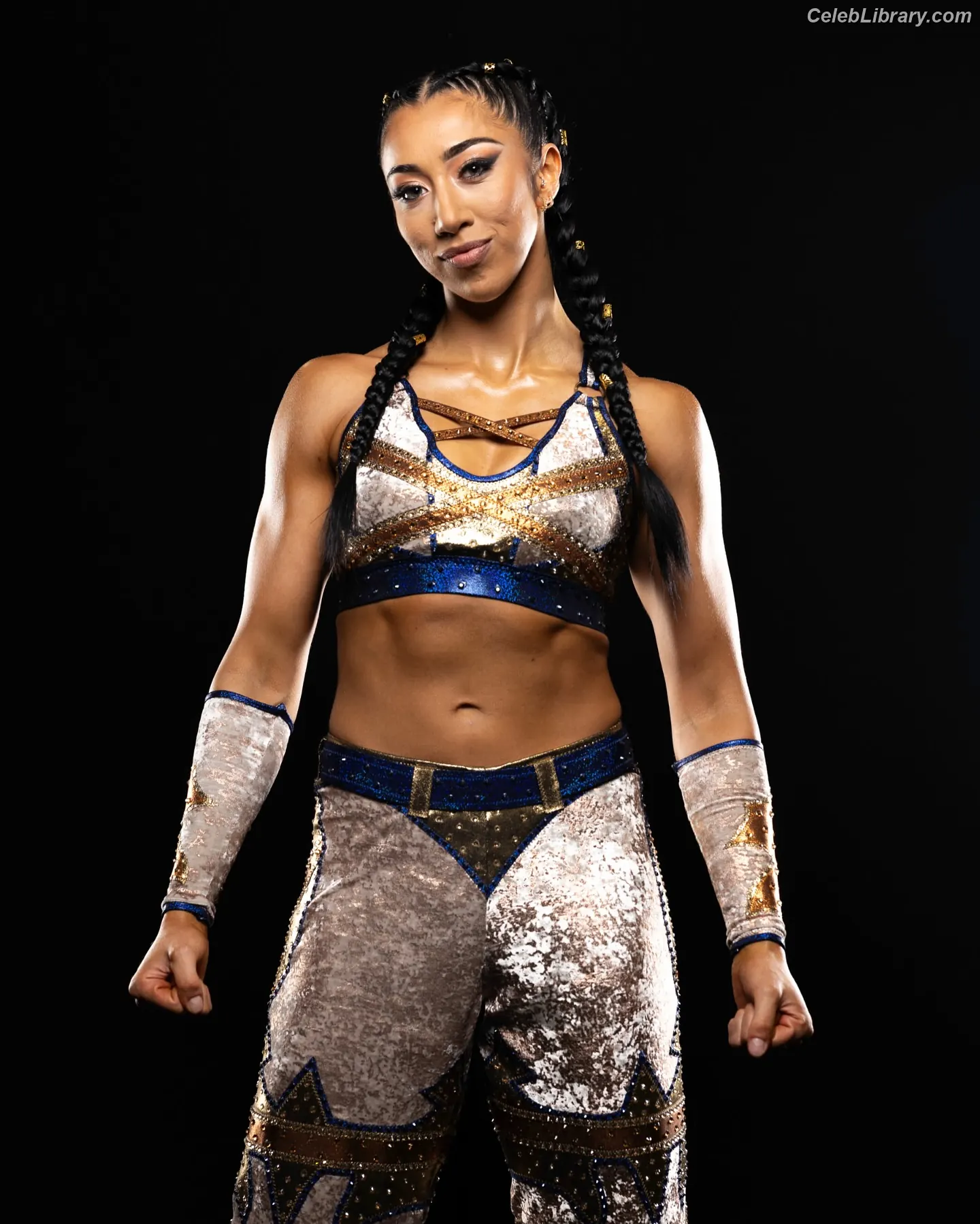 Indi Hartwell photo 11 of 885