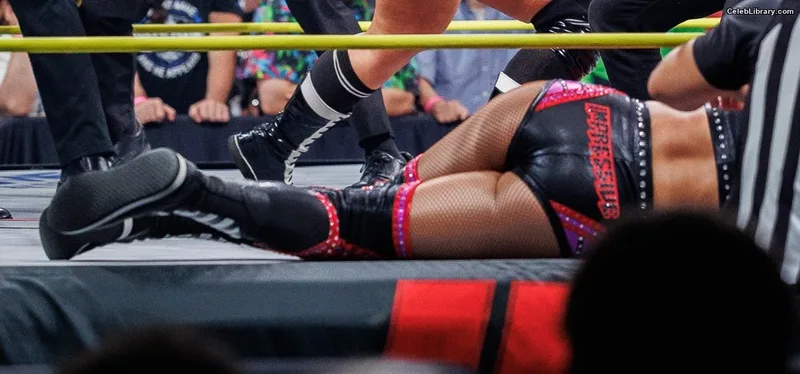 Indi Hartwell photo 11 of 884