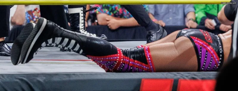 Indi Hartwell photo 12 of 884