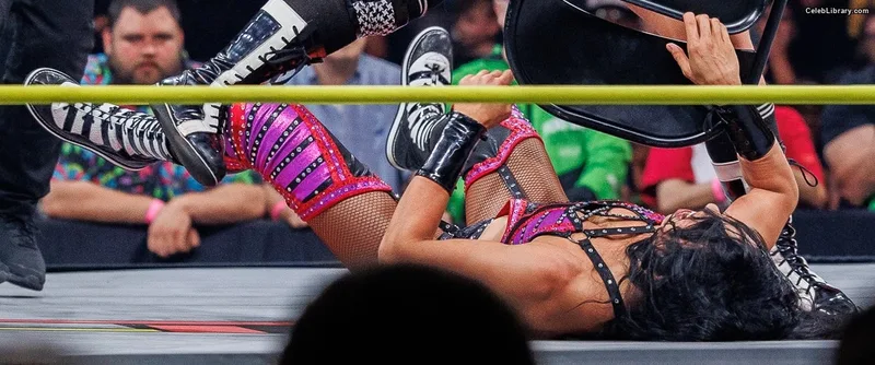 Indi Hartwell photo 18 of 884