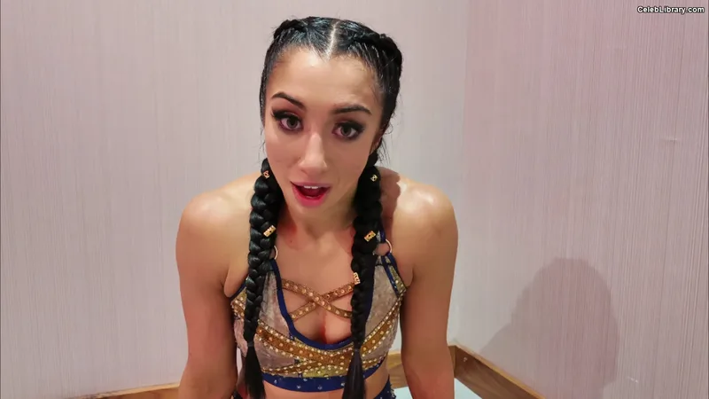 Indi Hartwell photo 24 of 884