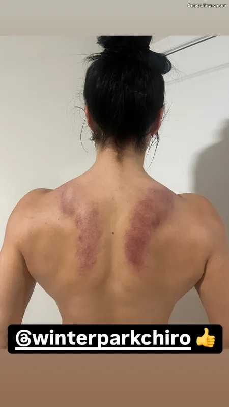 Indi Hartwell photo 6 of 884