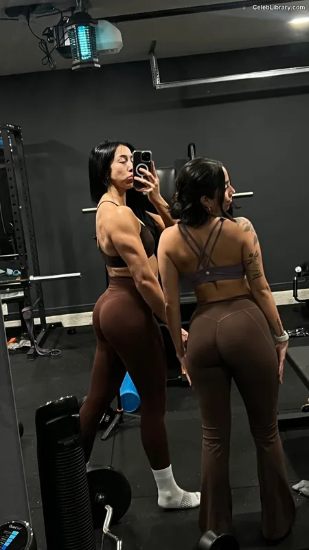 Indi Hartwell photo 14 of 884