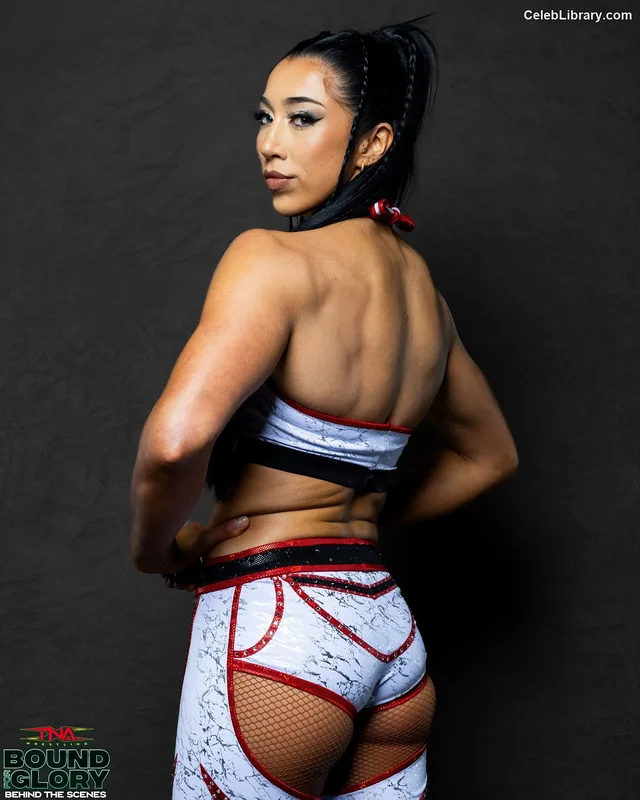 Indi Hartwell photo 8 of 884