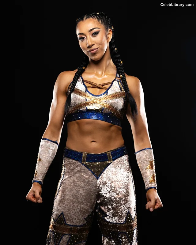 Indi Hartwell photo 6 of 884