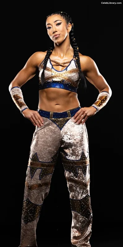 Indi Hartwell photo 7 of 884