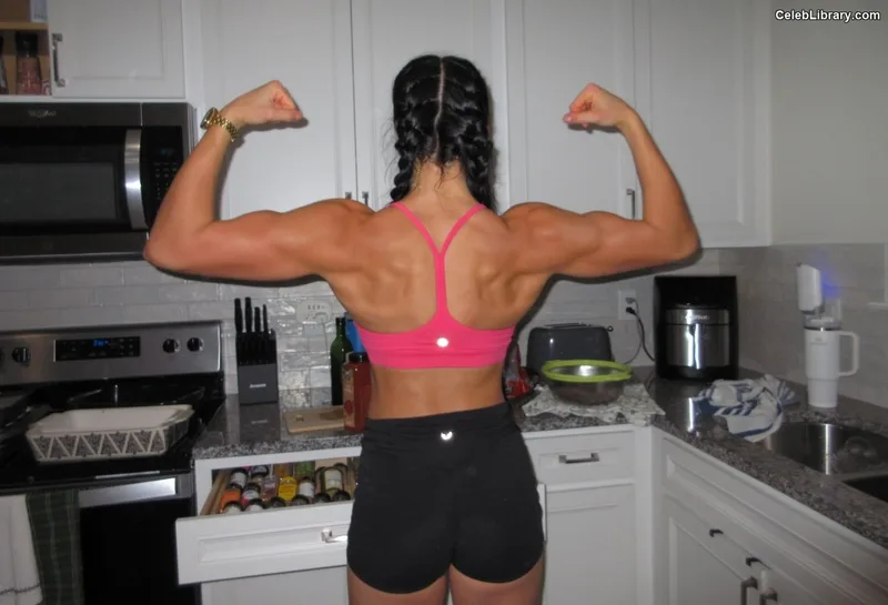 Indi Hartwell photo 12 of 884