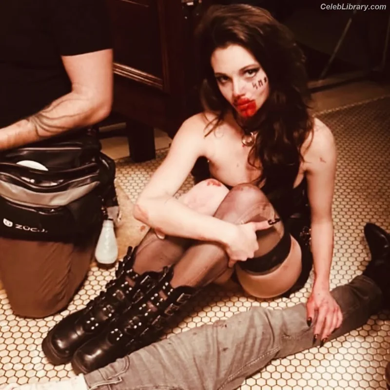 India Eisley photo 13 of 45