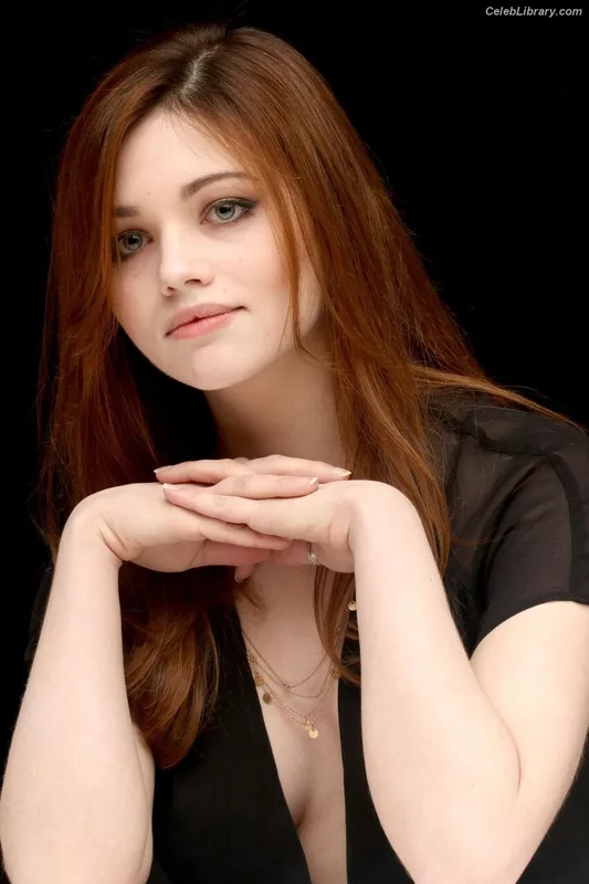 India Eisley photo 16 of 45