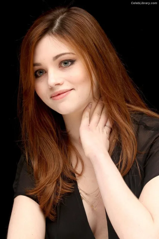 India Eisley photo 18 of 45