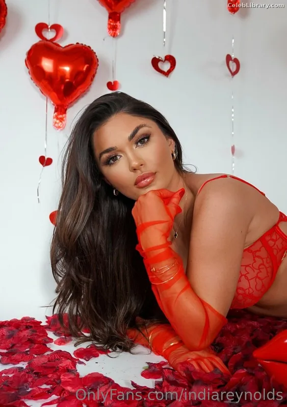 India Reynolds photo 12 of 1236