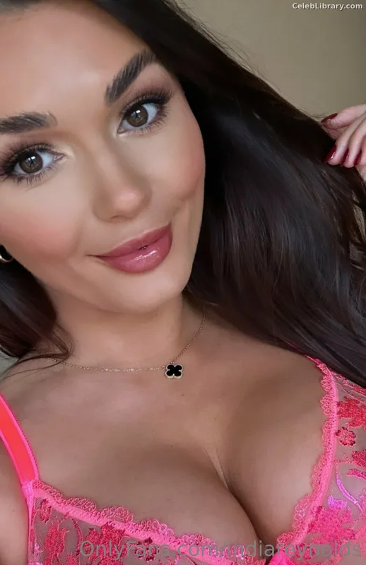 India Reynolds photo 6 of 1236