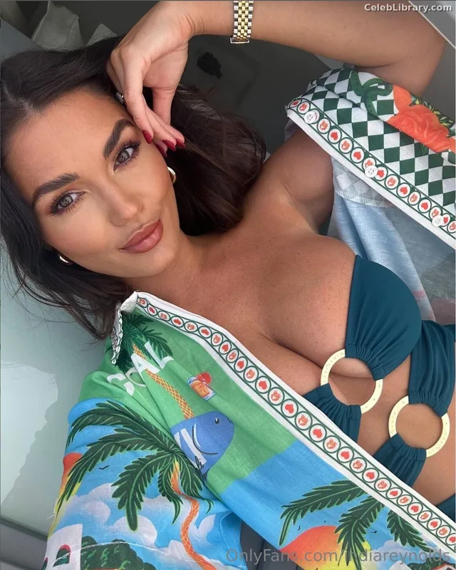 India Reynolds photo 7 of 1236