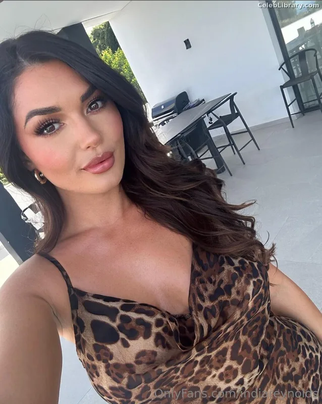 India Reynolds photo 8 of 1236