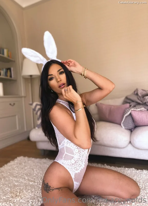 India Reynolds photo 16 of 1236