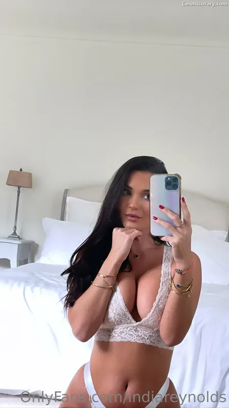 India Reynolds photo 2 of 1236