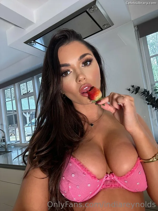 India Reynolds photo 17 of 1236