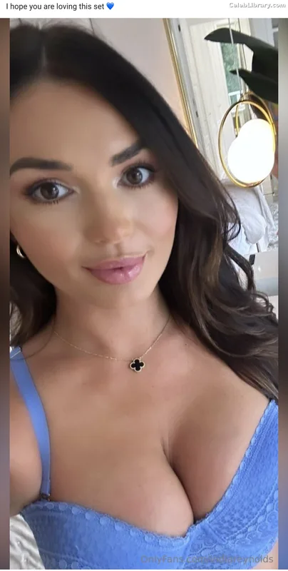 India Reynolds photo 18 of 1236