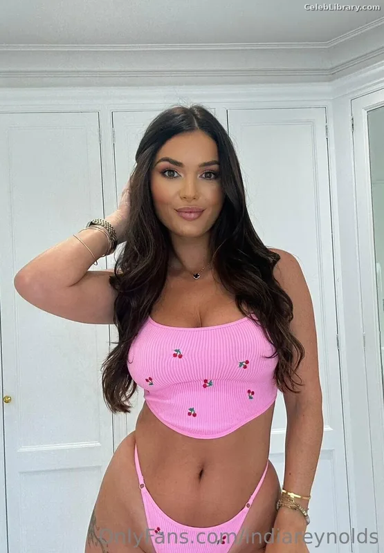 India Reynolds photo 20 of 1236