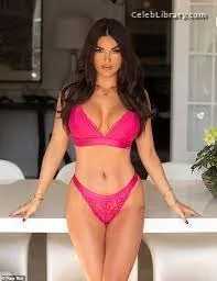 India Reynolds photo 18 of 1236