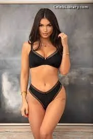 India Reynolds photo 20 of 1236