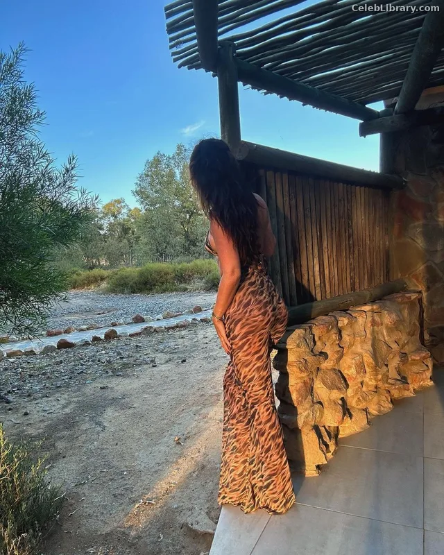 India Reynolds photo 17 of 1236