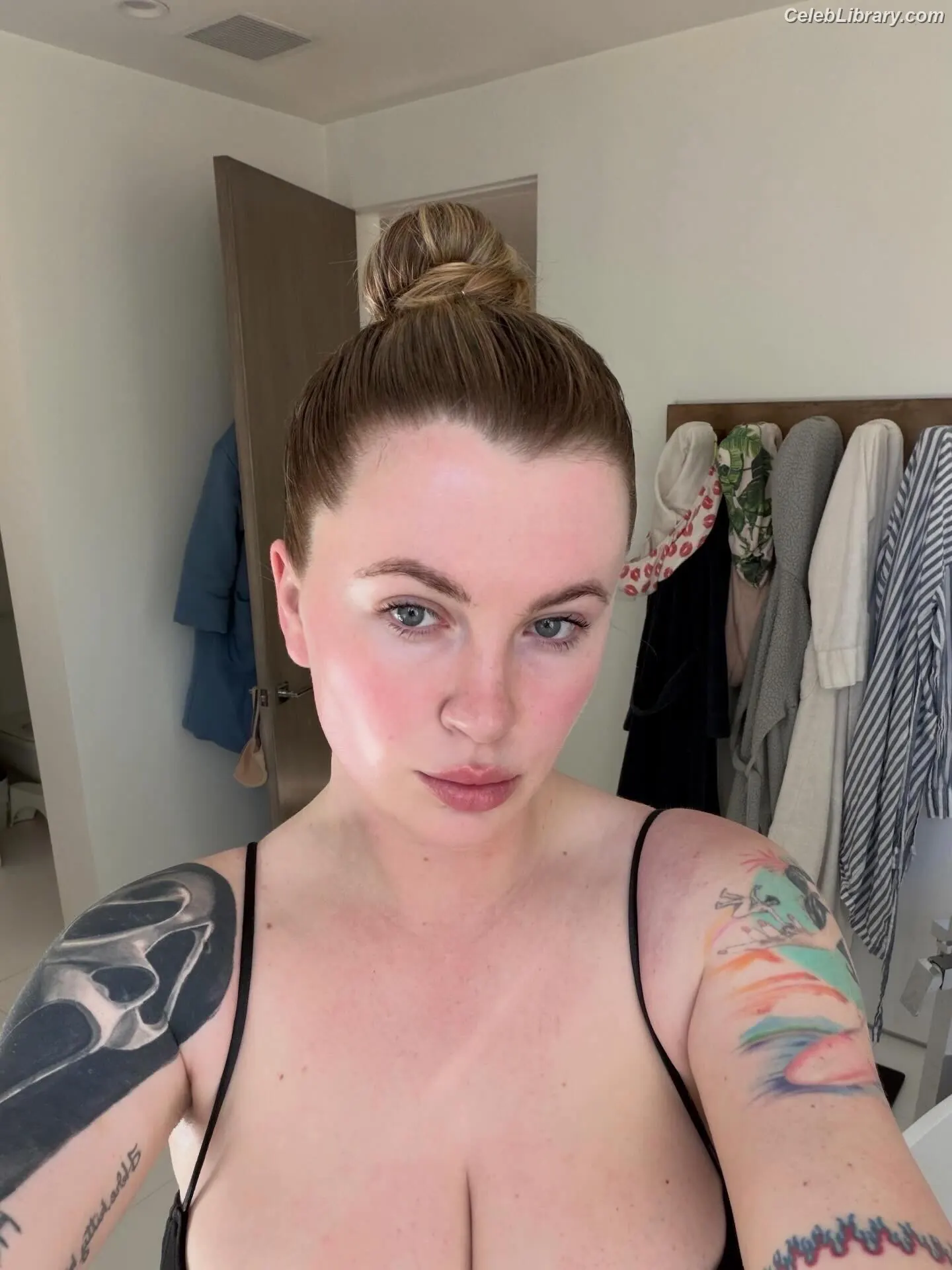 Ireland Baldwin photo 24 of 230