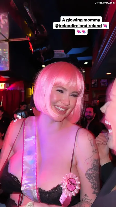 Ireland Baldwin photo 12 of 223