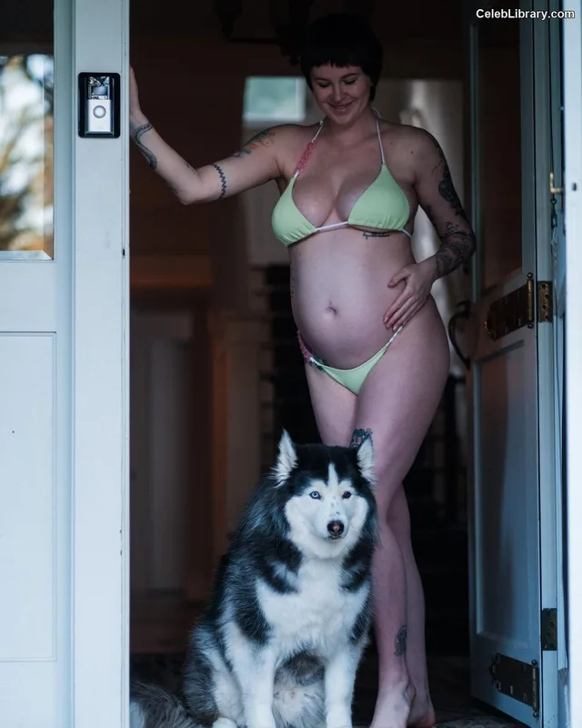 Ireland Baldwin photo 3 of 223