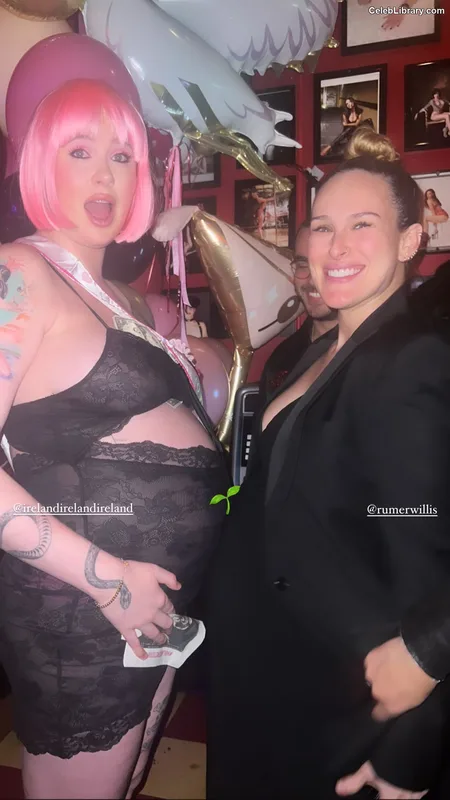 Ireland Baldwin photo 4 of 223