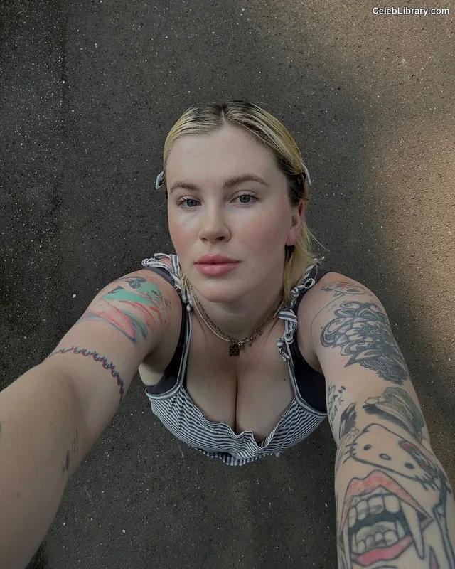 Ireland Baldwin photo 24 of 223
