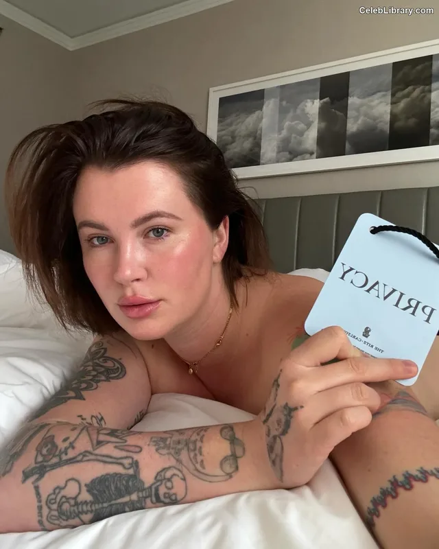 Ireland Baldwin photo 20 of 223